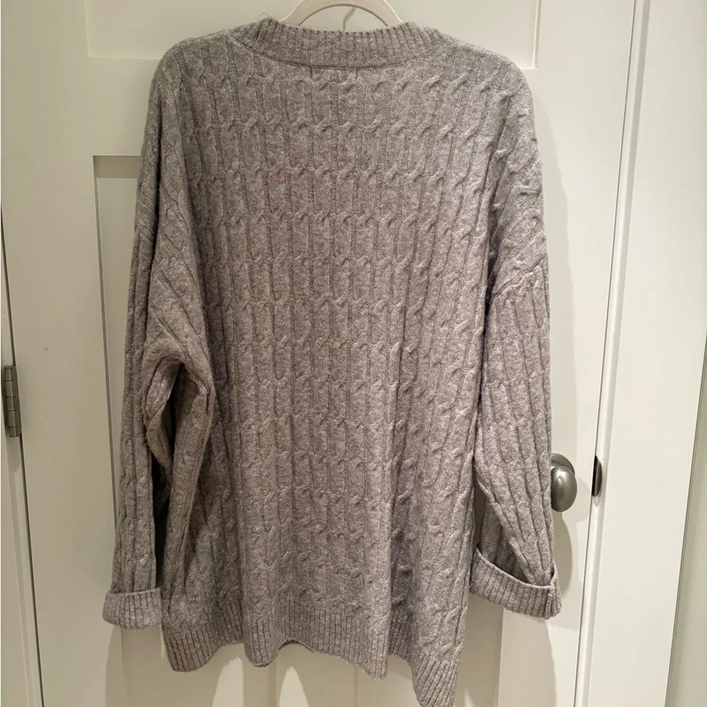 H&M Light Gray Cable Knit Button-Up Cardigan - Picture 3 of 7